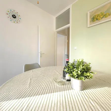 None Apartamento Split